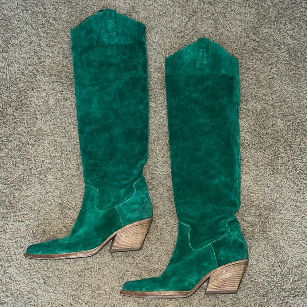 Western Style Kelly Green Suede Boots